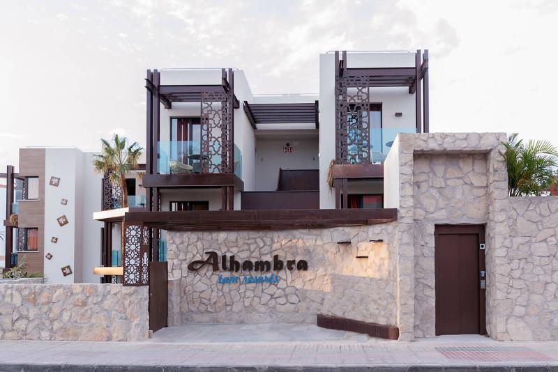 Alhambra Boutique Apartments ปลายา เดล อิงเกลส ภายนอก รูปภาพ
